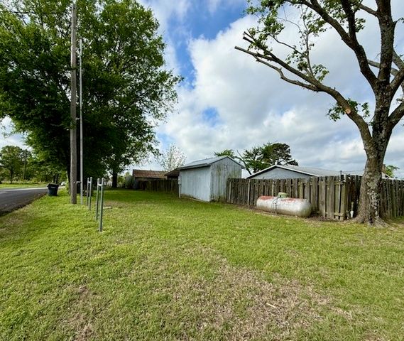 4782 N State Highway 19, Emory, TX 75440