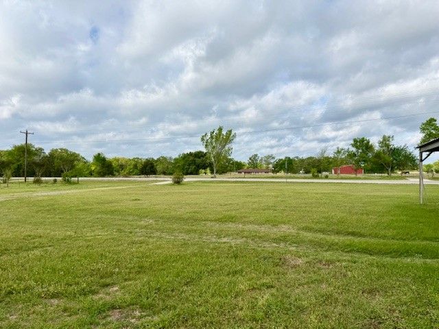 4782 N State Highway 19, Emory, TX 75440