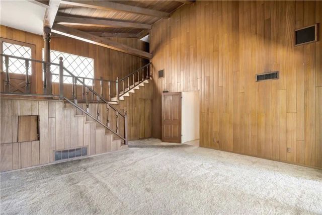 5346 Elvira Road, Woodland Hills, CA 91364