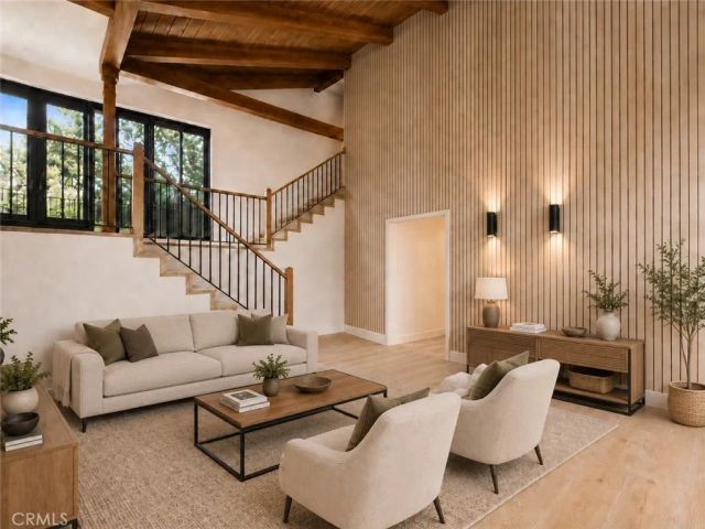 5346 Elvira Road, Woodland Hills, CA 91364