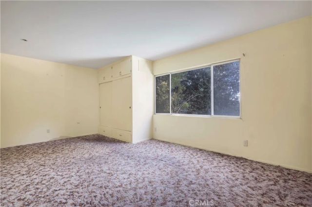 5346 Elvira Road, Woodland Hills, CA 91364