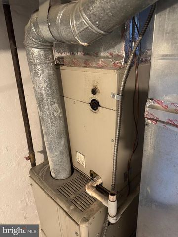 2425 N SYDENHAM ST, Philadelphia, PA 19132