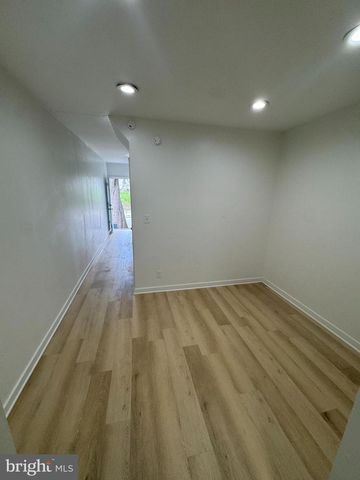 2425 N SYDENHAM ST, Philadelphia, PA 19132