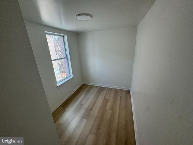 2425 N SYDENHAM ST, Philadelphia, PA 19132