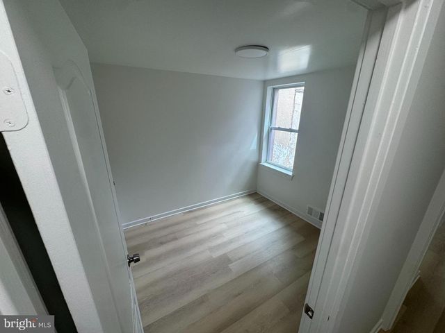 2425 N SYDENHAM ST, Philadelphia, PA 19132