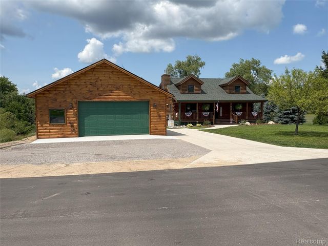 103 Arbutus Drive, Clam Lake Township, MI 49601