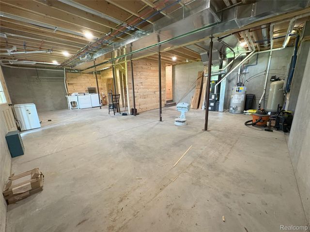 103 Arbutus Drive, Clam Lake Township, MI 49601