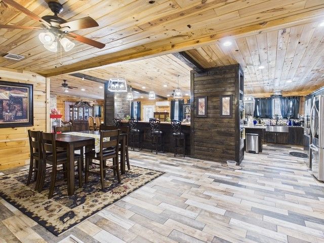 6421 CR 3715, Athens, TX 75752