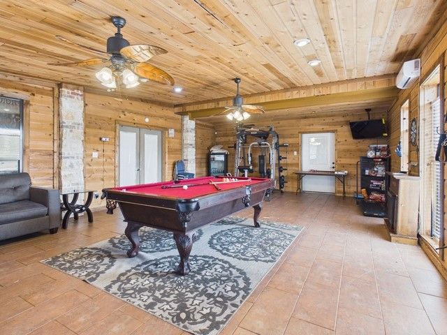 6421 CR 3715, Athens, TX 75752