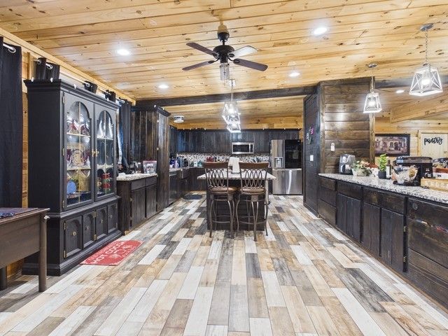 6421 CR 3715, Athens, TX 75752