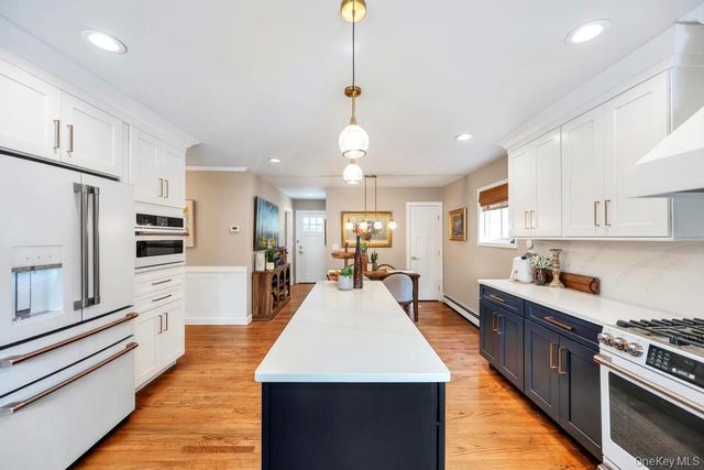 46 Walter Avenue, Hicksville, NY 11801