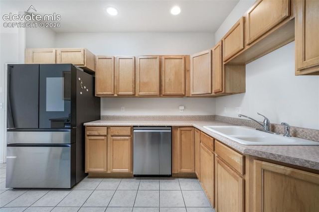 1807 Paseo Del Tesoro, Pueblo, CO 81008