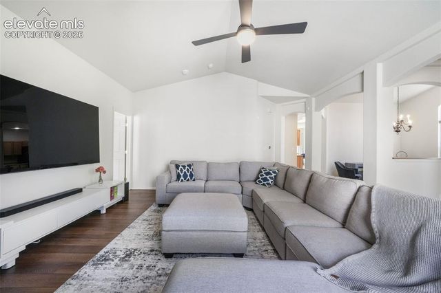 1807 Paseo Del Tesoro, Pueblo, CO 81008
