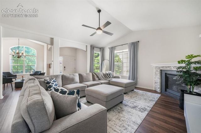 1807 Paseo Del Tesoro, Pueblo, CO 81008