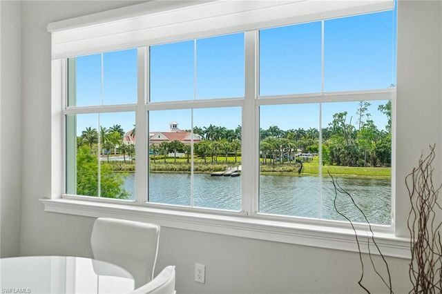 6561 Dominica DR 201, Naples, FL 34113