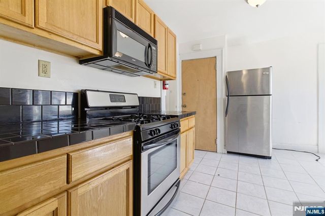 222-224 Osborne Terrace, Newark, NJ 07112
