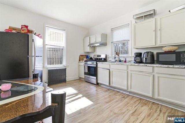 222-224 Osborne Terrace, Newark, NJ 07112