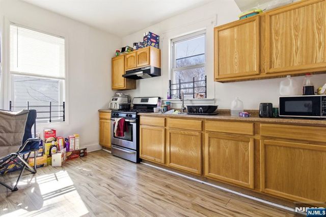 222-224 Osborne Terrace, Newark, NJ 07112