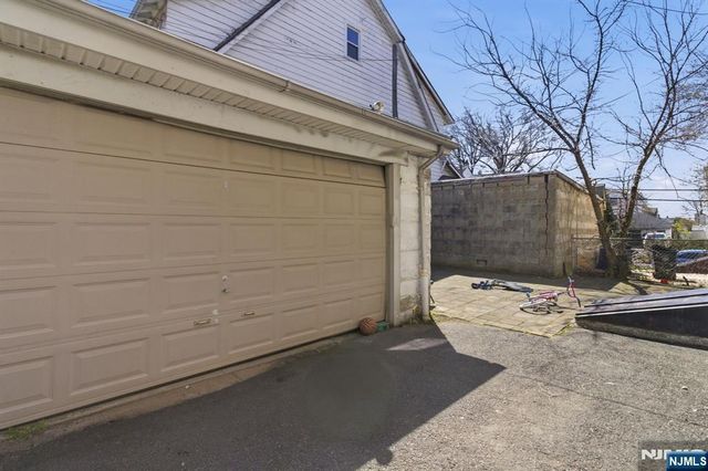 222-224 Osborne Terrace, Newark, NJ 07112