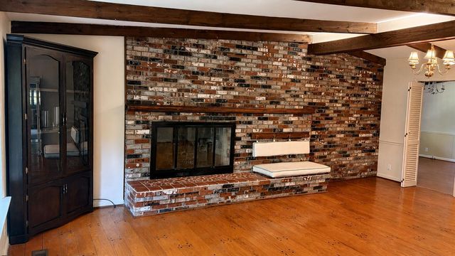 2211 Gold Point N, Hixson, TN 37343