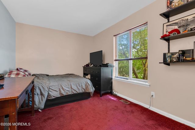 100 Susan Drive, Jackson, NJ 08527