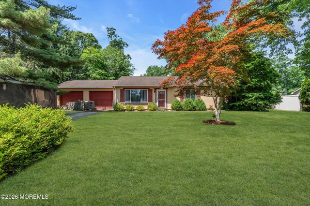 100 Susan Drive, Jackson, NJ 08527