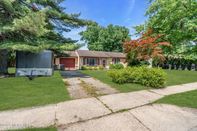 100 Susan Drive, Jackson, NJ 08527
