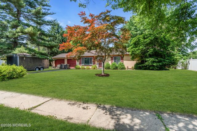 100 Susan Drive, Jackson, NJ 08527