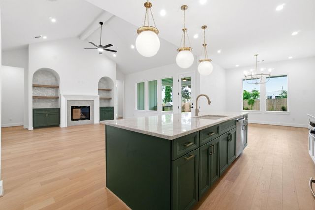 23951 Landrum Village, Montgomery, TX 77316