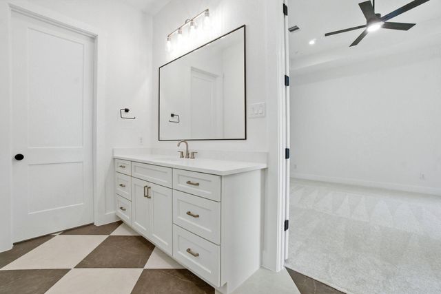 23951 Landrum Village, Montgomery, TX 77316