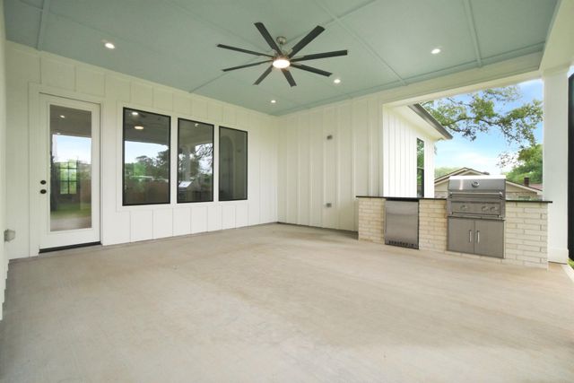23951 Landrum Village, Montgomery, TX 77316