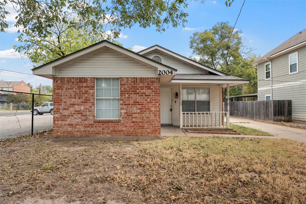 2004 S 9th Street, Waco, TX 76706