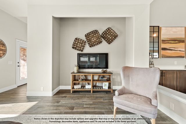 129 Silverleaf Drive, Balch Springs, TX 75181