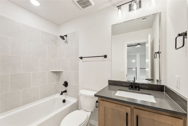 129 Silverleaf Drive, Balch Springs, TX 75181