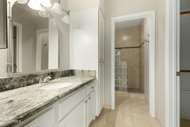 750 E NORTHERN Avenue 2072, Phoenix, AZ 85020