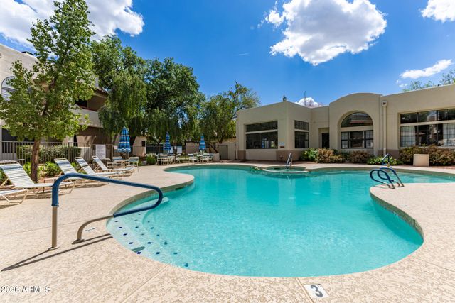 750 E NORTHERN Avenue 2072, Phoenix, AZ 85020