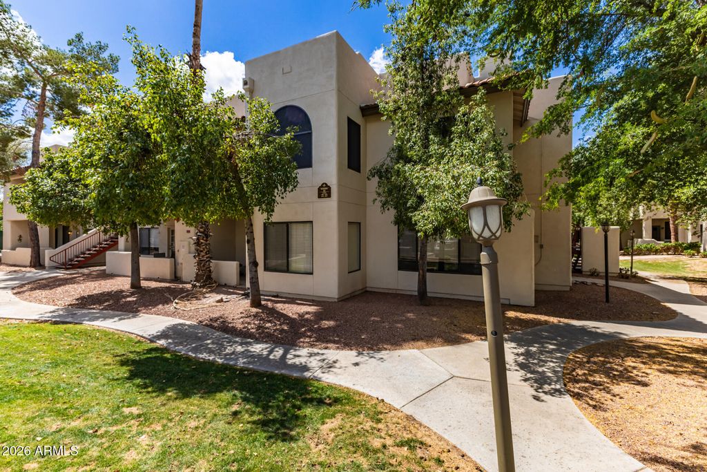 750 E NORTHERN Avenue 2072, Phoenix, AZ 85020