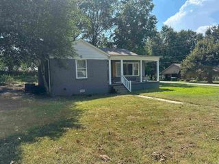 301 E Locust Street, Cabot, AR 72023