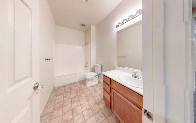 1126 Barrington Ln, Lincoln, CA 95648