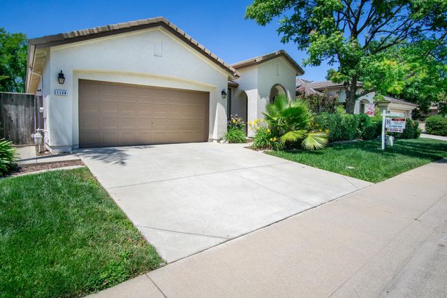 1126 Barrington Ln, Lincoln, CA 95648