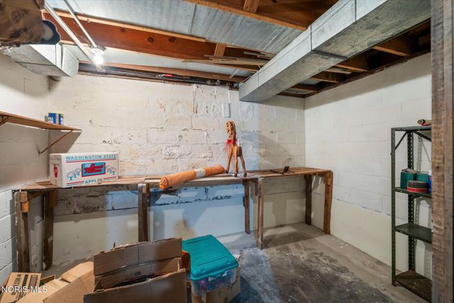 2601 Portsmouth Avenue, Toledo, OH 43613