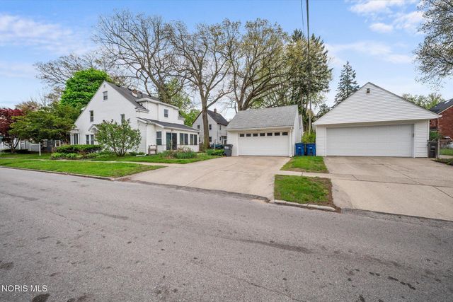 2601 Portsmouth Avenue, Toledo, OH 43613