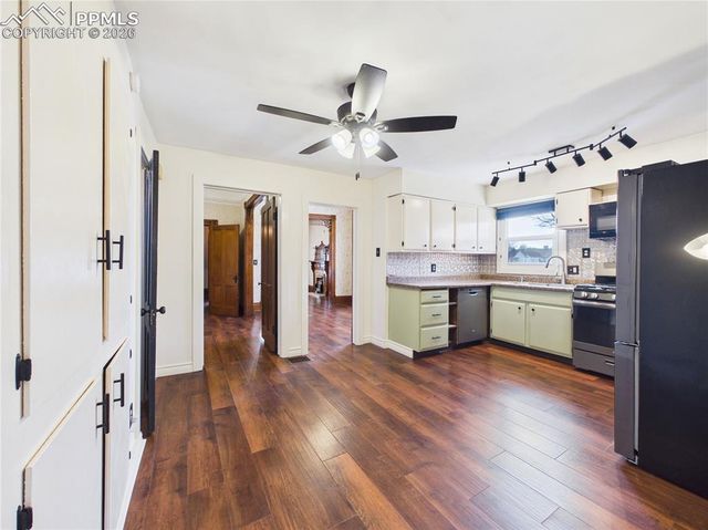 1627 Berkley Avenue, Pueblo, CO 81004