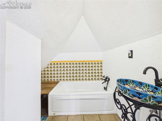 1627 Berkley Avenue, Pueblo, CO 81004