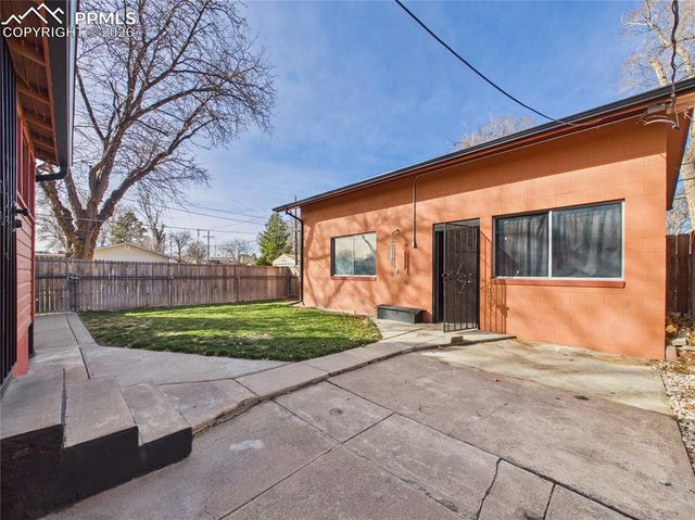 1627 Berkley Avenue, Pueblo, CO 81004