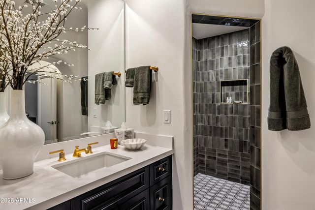 8414 E LA SENDA Drive, Scottsdale, AZ 85255