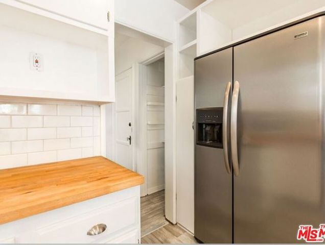 806 N Sweetzer Avenue, Los Angeles, CA 90069