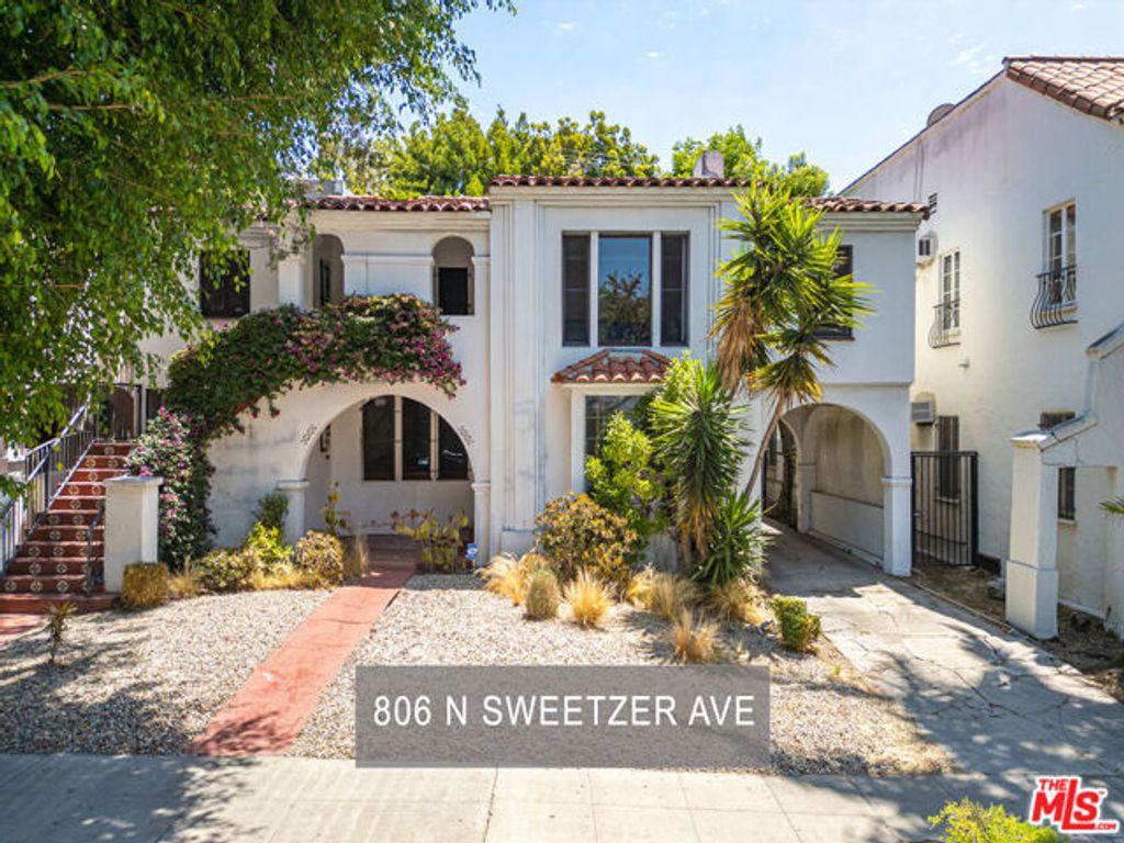 806 N Sweetzer Avenue, Los Angeles, CA 90069