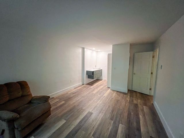 915 Edgell Rd 67, Framingham, MA 01701