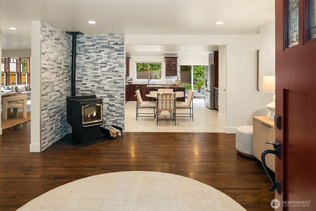 20204 45th Drive SE, Bothell, WA 98012